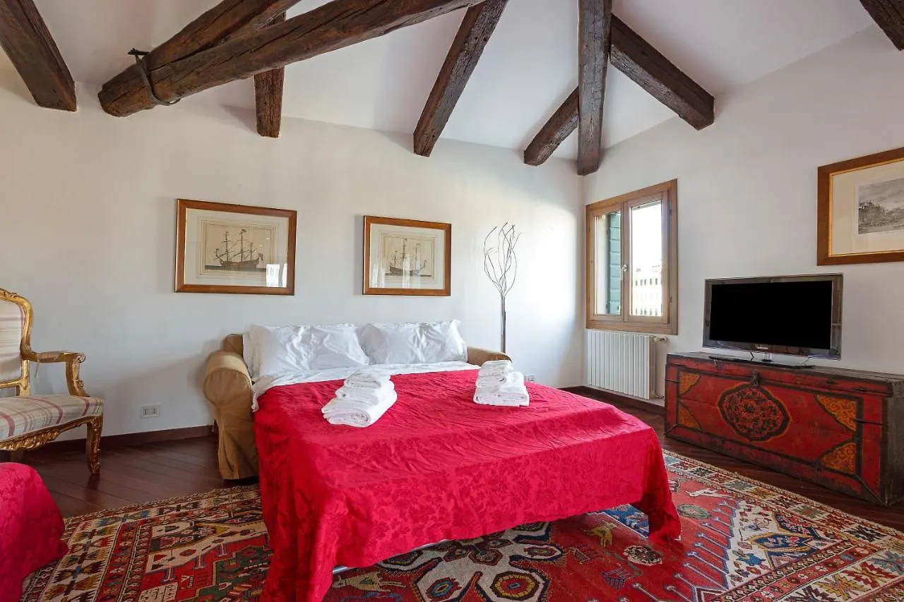 Rialto Canal View Apartment Venedig Italien