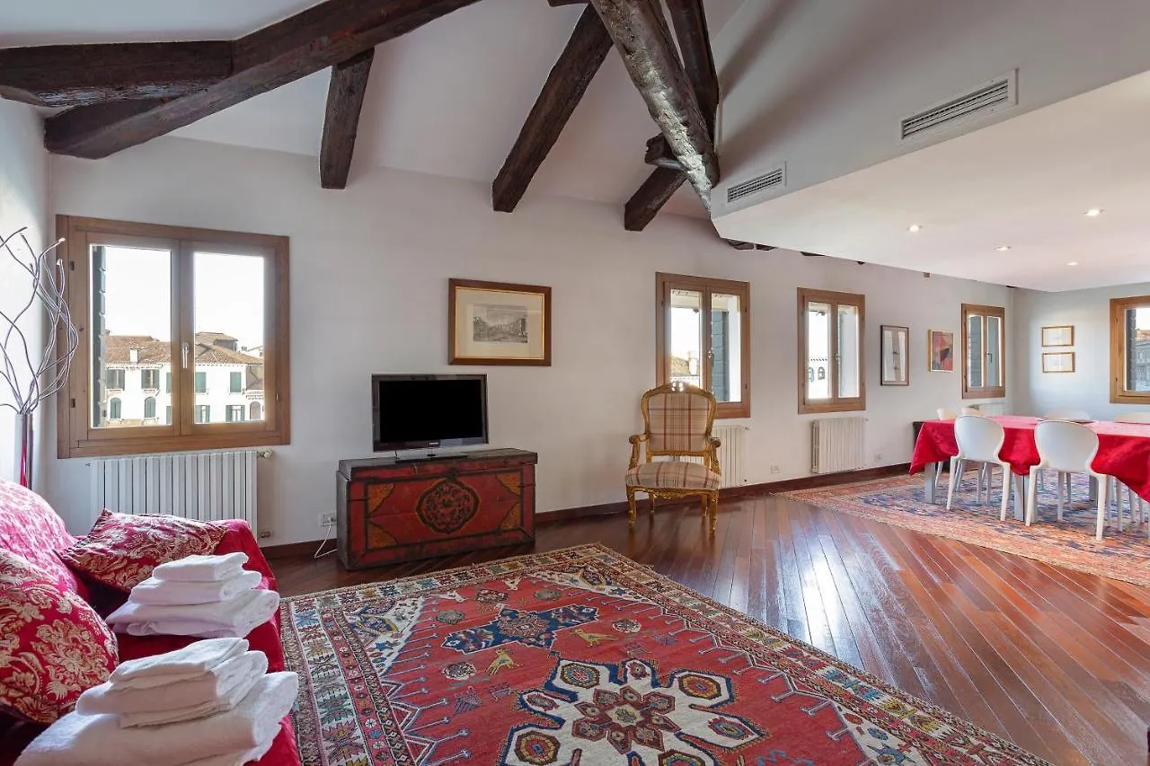 Rialto Canal View Apartment Venedig