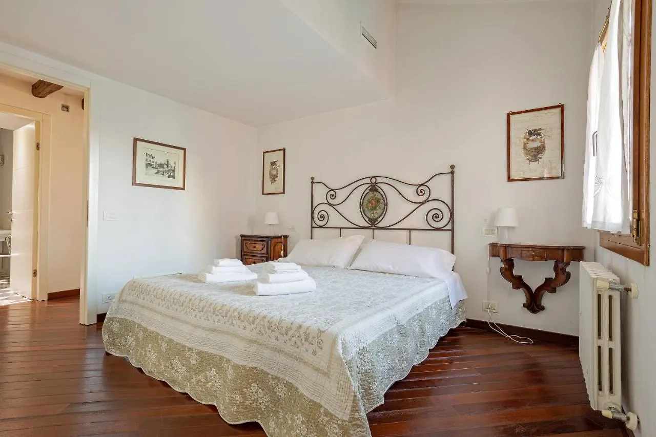 Rialto Canal View Apartment Venedig