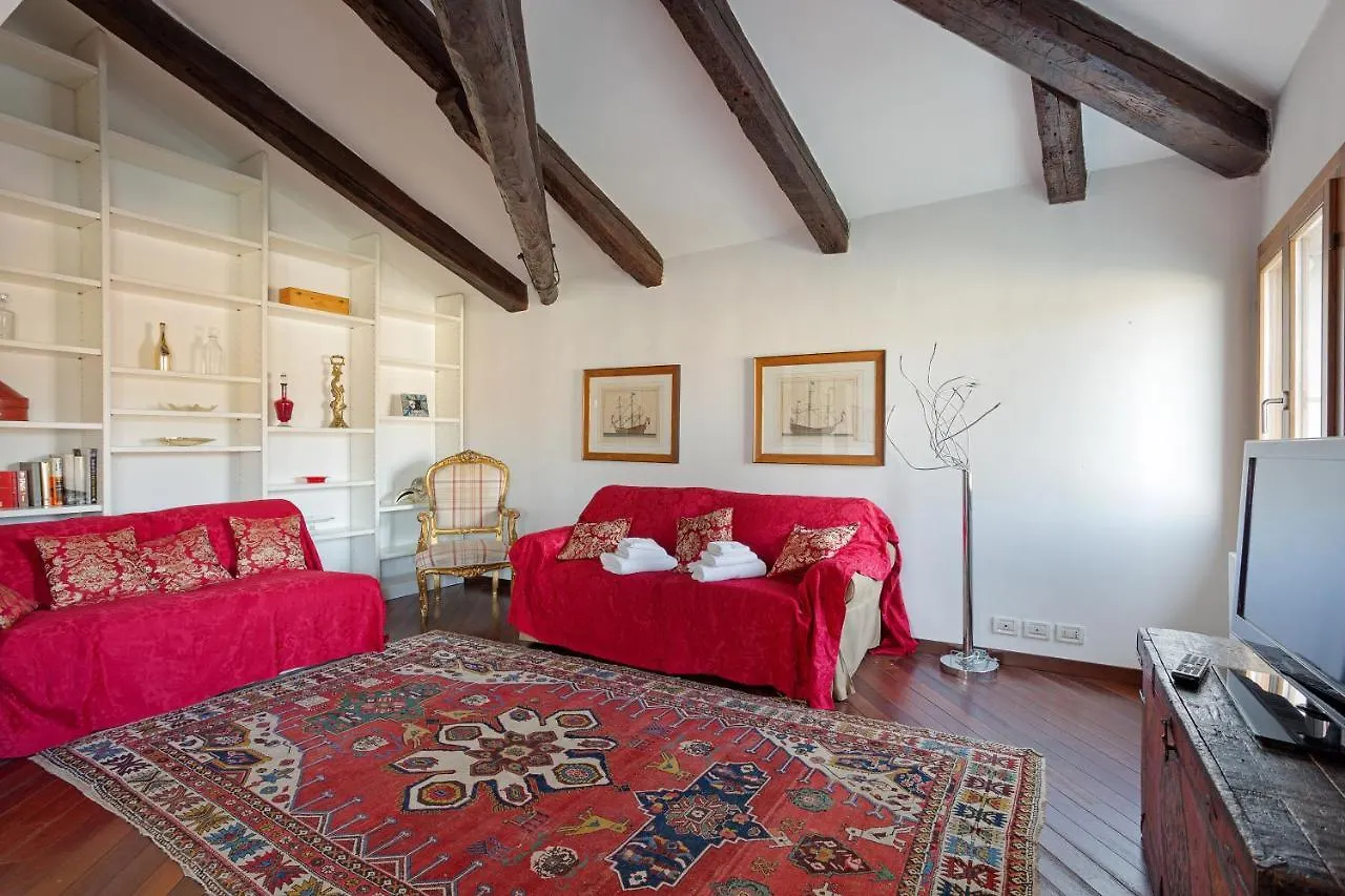 Rialto Canal View Apartment Venedig Italien